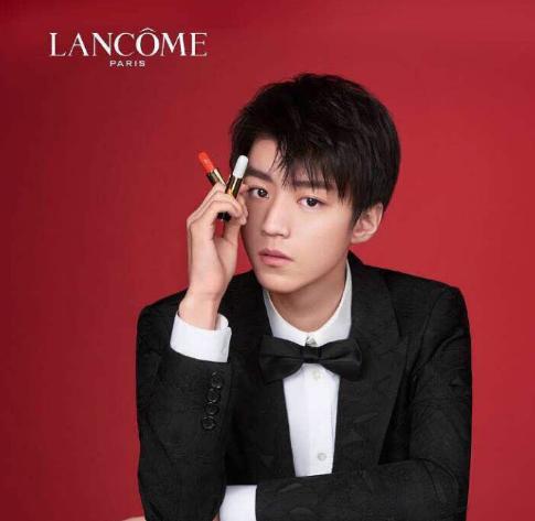 男星口红推广:王俊凯优雅,蔡徐坤魅惑,而他代言的卖到断货!