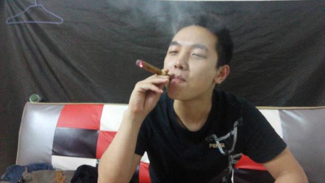 抽雪茄真的有那么讲究吗,雪茄爱好者们应该如何正确抽雪茄