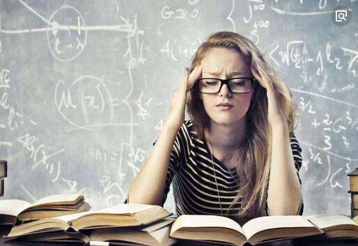 惊恐发作濒死感能治愈吗,惊恐发作时的濒死感失控感