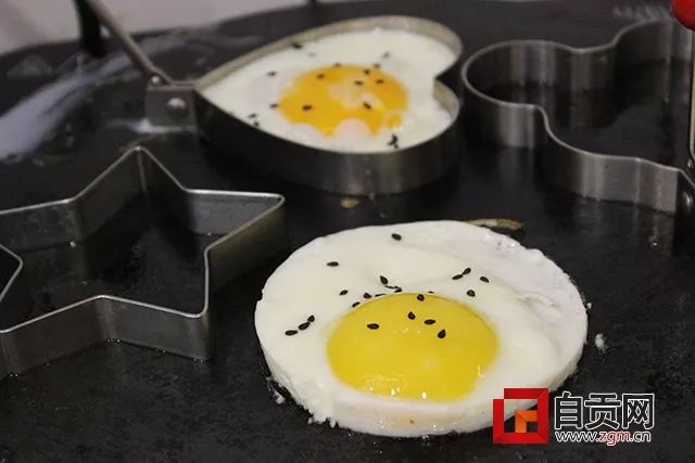 为什么饭店里的方便面那么好吃,第一次觉得方便面很好吃