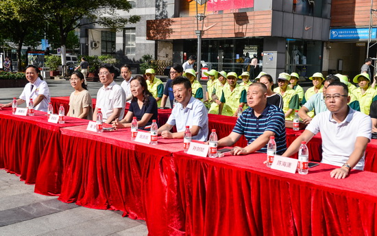 环卫工人慰问大礼包,送环卫工人清凉一夏礼包