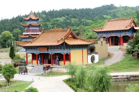 当涂李白墓在哪里,马鞍山当涂县李白墓是哪里