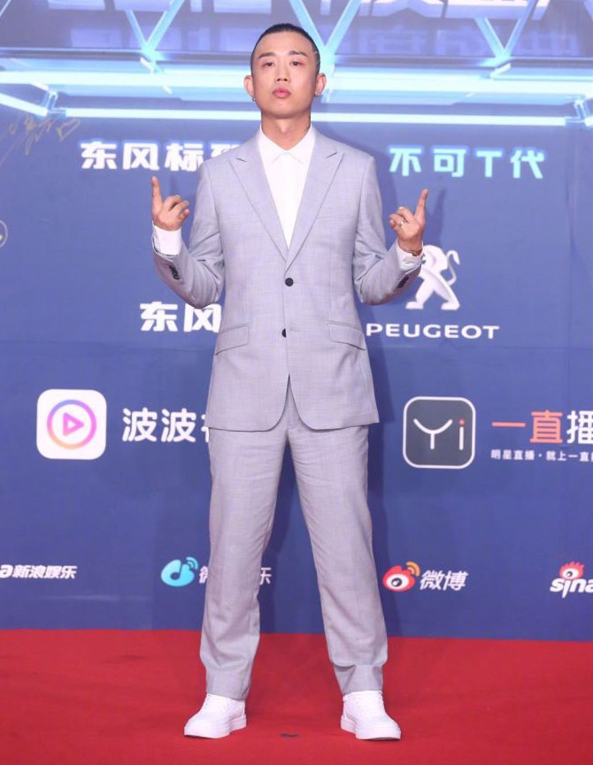 亚洲新歌榜年度盛典乐华七子,乐华七子nextheartfullofyou舞台