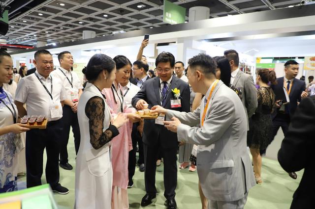 棣欐腐鍥介檯鑼跺睍瀹夊寲榛戣尪,2019棣欐腐鍥介檯鑼跺睍榛戣尪