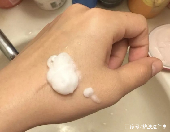 什么洗面奶最好用十大品牌,推荐几款比较好用的洗面奶