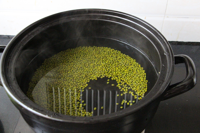 馒头鸡蛋香菇,青菜香菇鸡蛋馒头