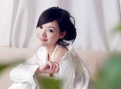 女性长期用化妆品有危害吗,女性护理危害