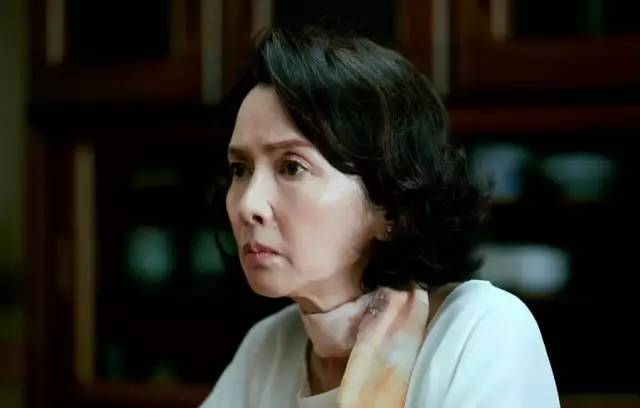 不愧是岛国深夜剧，把女性的欲望拍的这么露骨