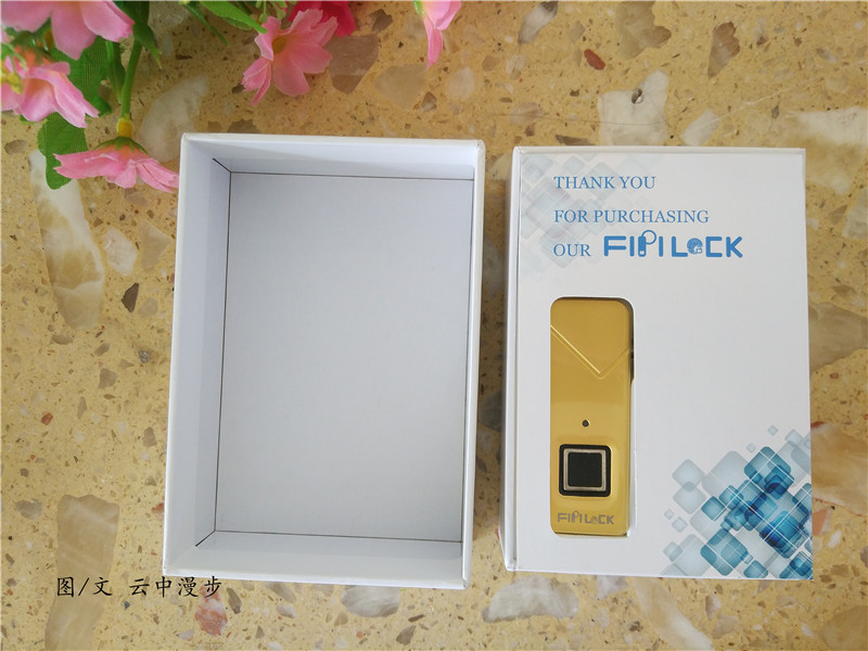 指纹触摸，老司机开车上路就喜欢这姿势