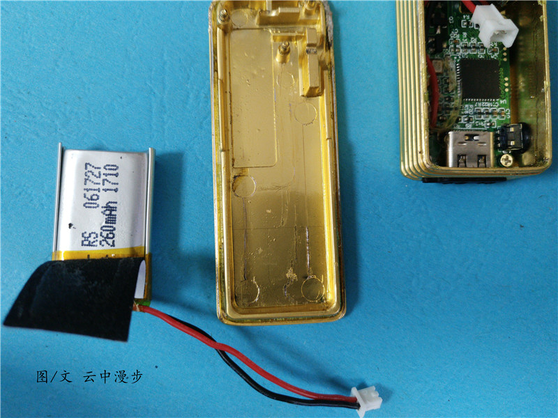 指纹触摸，老司机开车上路就喜欢这姿势