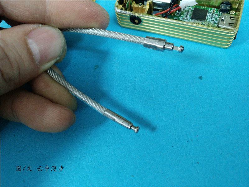 指纹触摸，老司机开车上路就喜欢这姿势