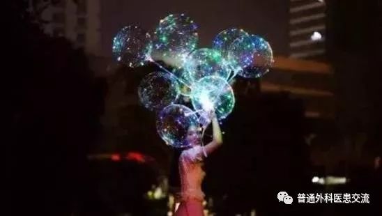 随时会爆炸的“网红气球”,转给有孩子的家长看看,已有很多人受伤