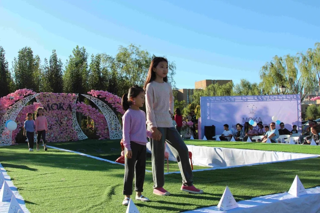 鄂尔多斯市首家儿童羊绒衫企业2018秋冬新品发布会惊艳面世