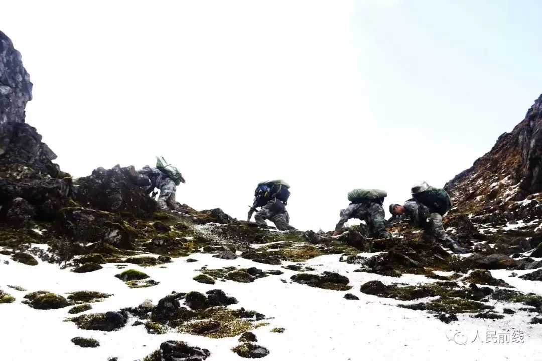 墨脱解放军的真实记录,2007西藏墨脱军人的照片