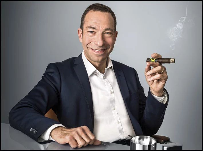 Pandora｜串珠生意难做啊！CEO：溜了溜了……