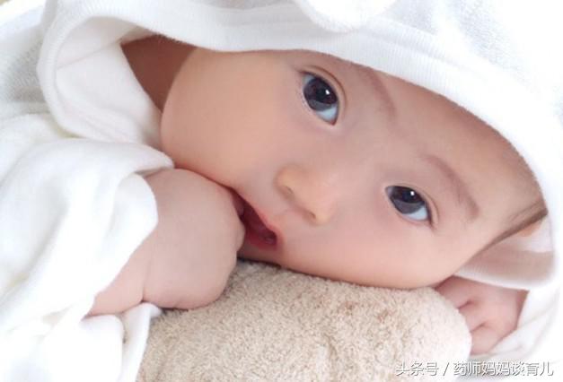 又一款奶粉出问题，英国数百名宝宝出现不适，宝妈们要当心