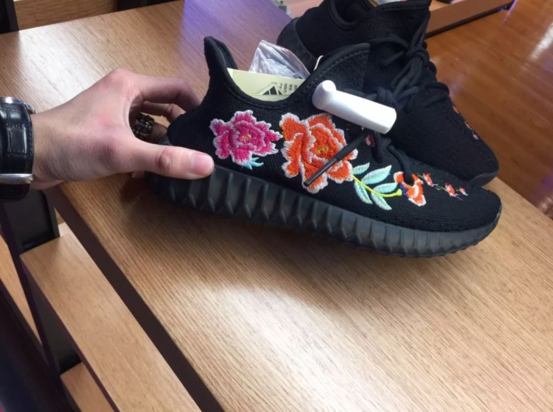 终于摆脱代购,国内第一家Spureme落户深圳!