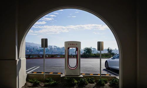 电动汽车充电站前景,酒店共享新能源充电桩价格