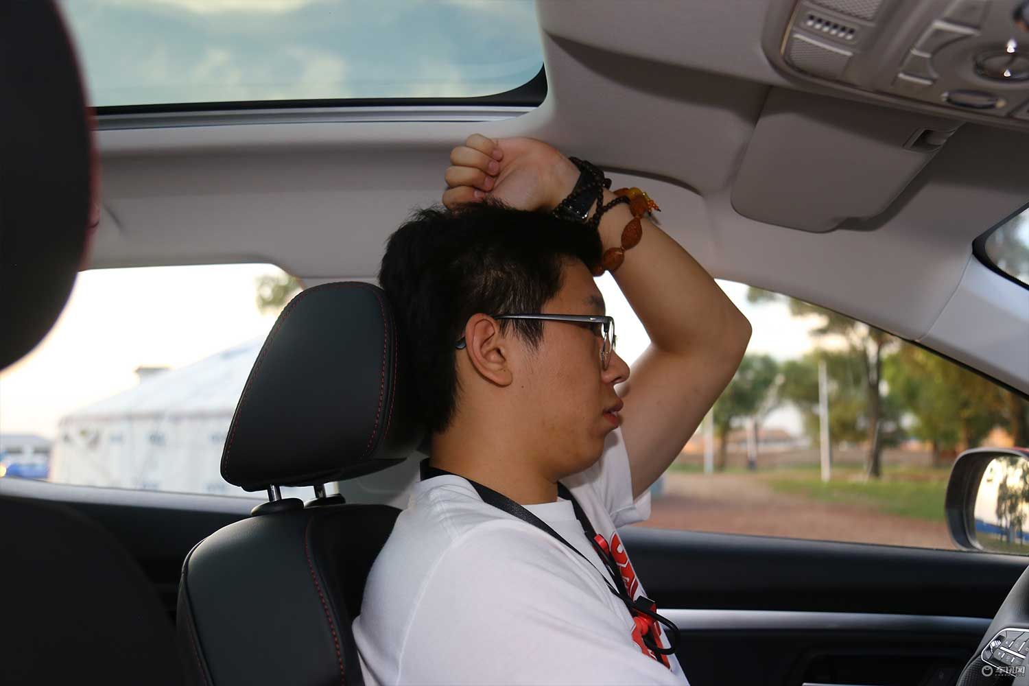 哈弗h2s蓝标值得入手吗,2018款哈弗h2s红标版试驾