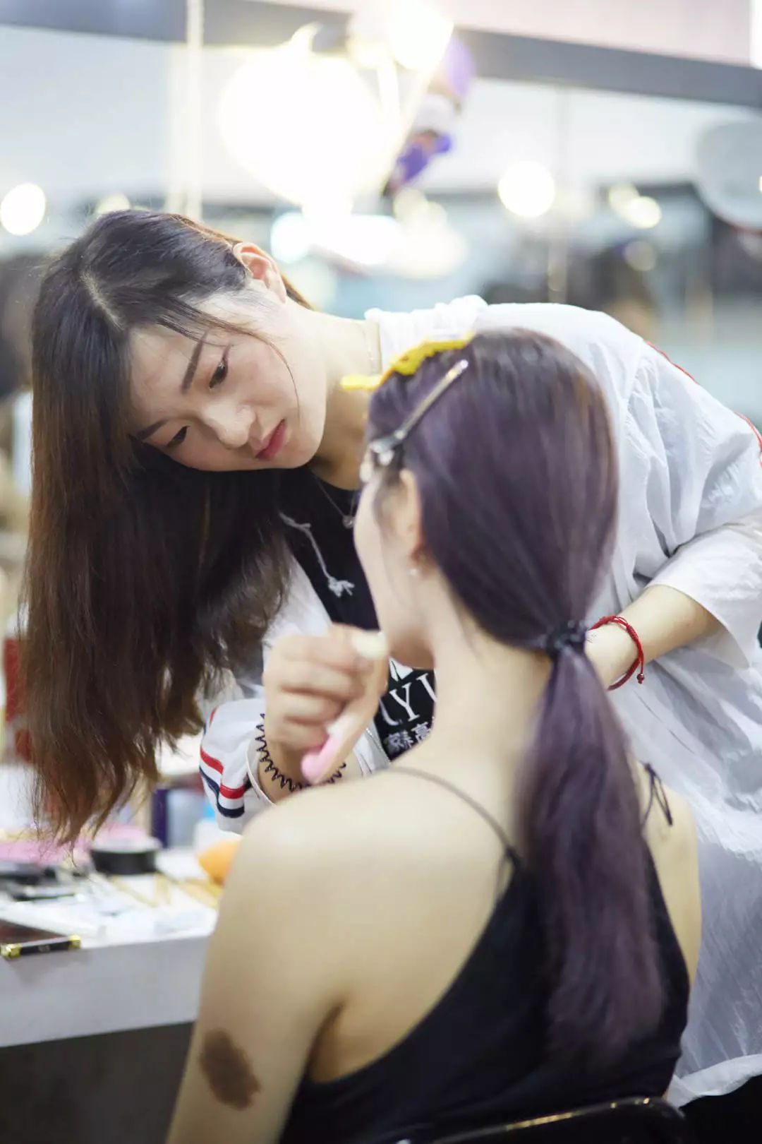 古月辰化妆学校靠谱吗,古月辰化妆师