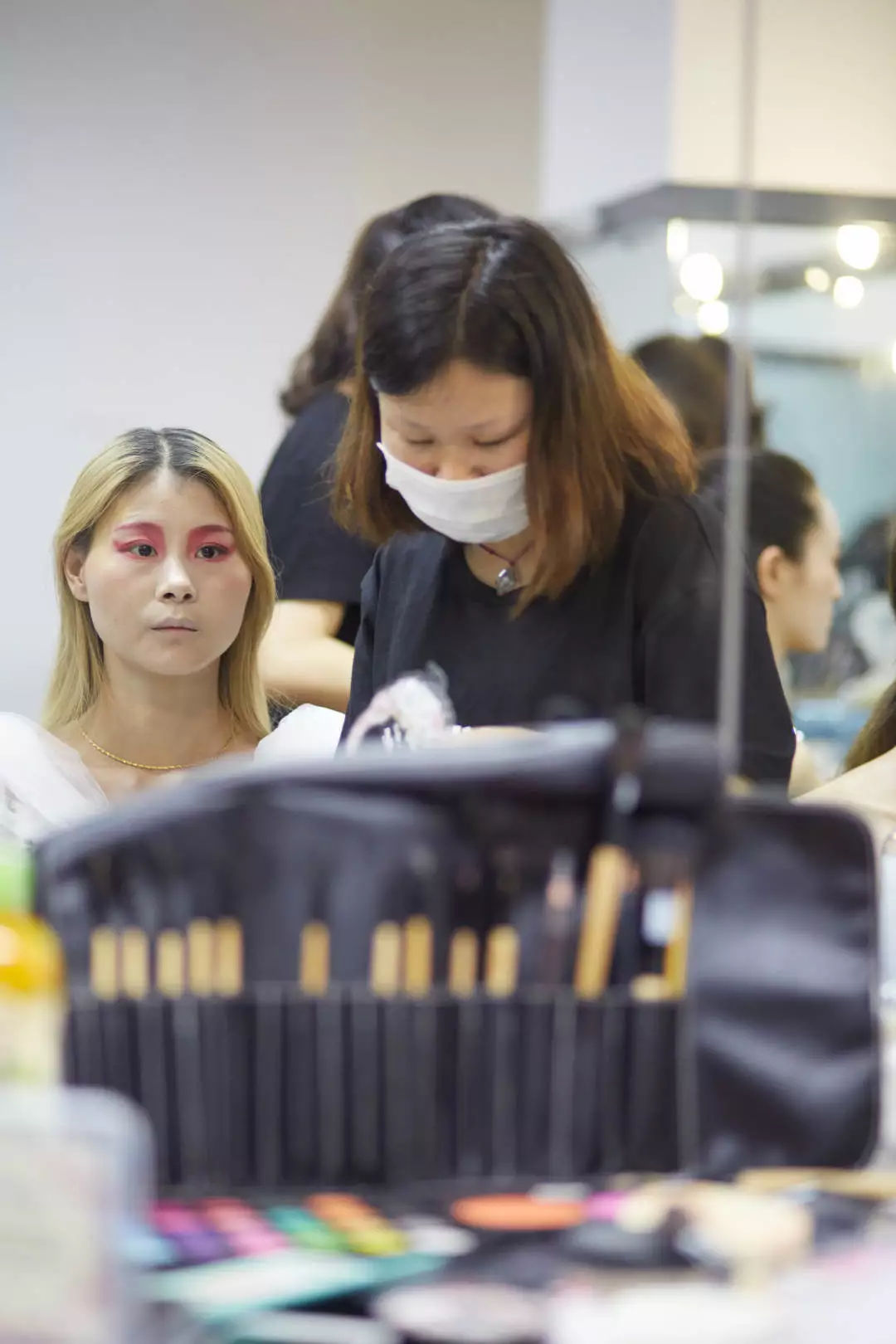 古月辰化妆学校靠谱吗,古月辰化妆师