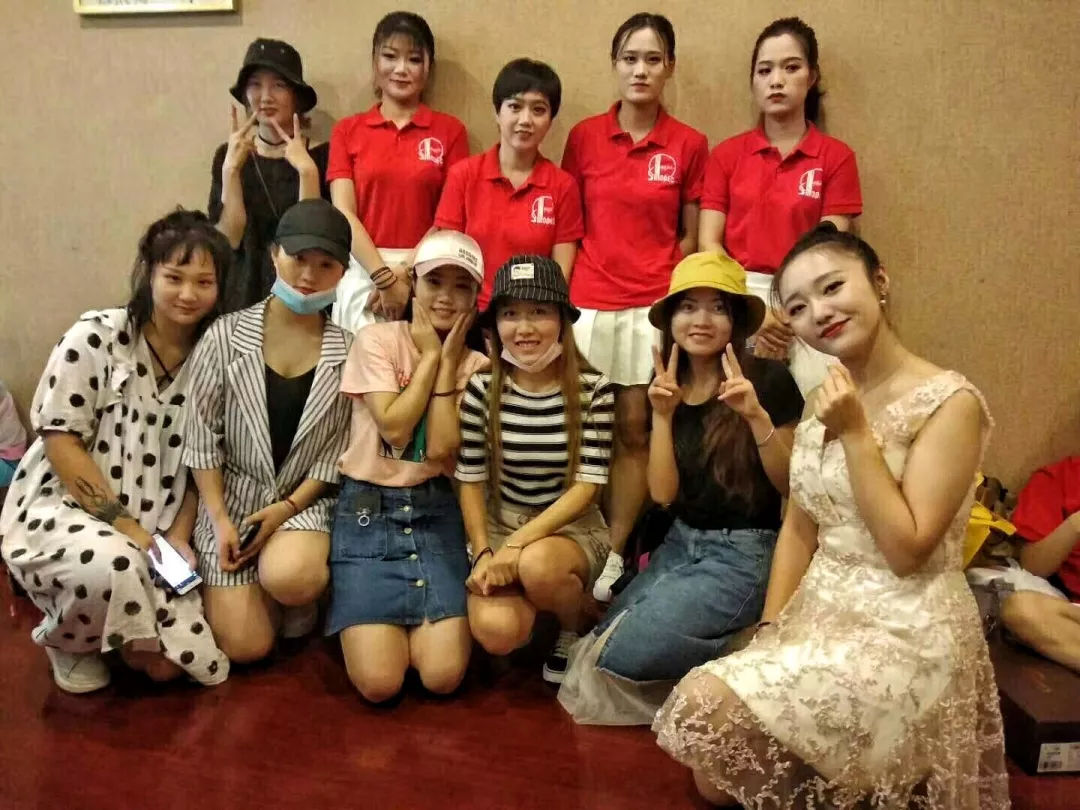 古月辰化妆学校靠谱吗,古月辰化妆师