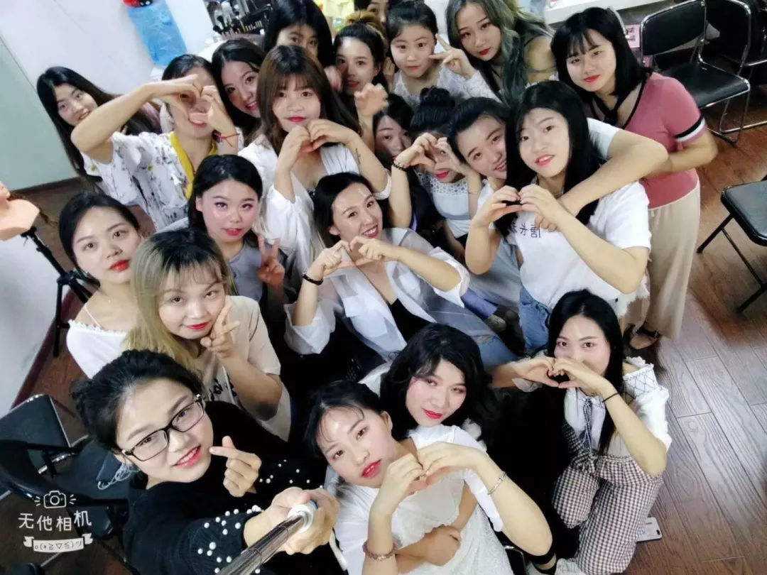 古月辰化妆学校靠谱吗,古月辰化妆师