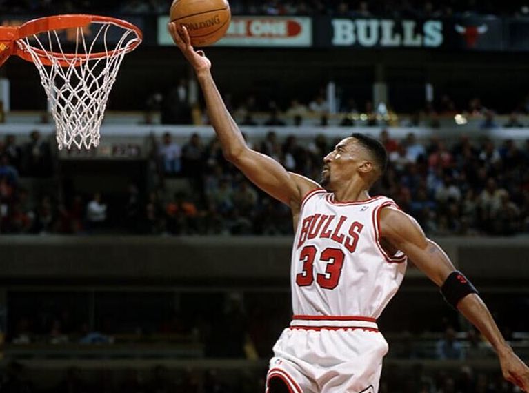 巅峰时期乔丹弹跳力有多高,乔丹最新身高排名