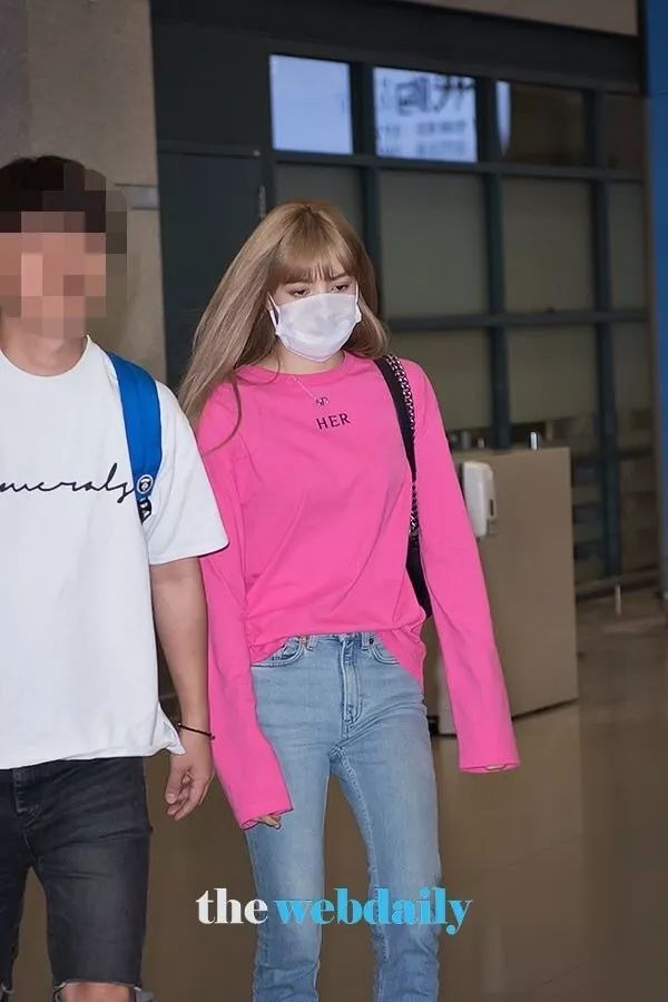 一周偶像jennie,一周偶像女艺人穿搭合集