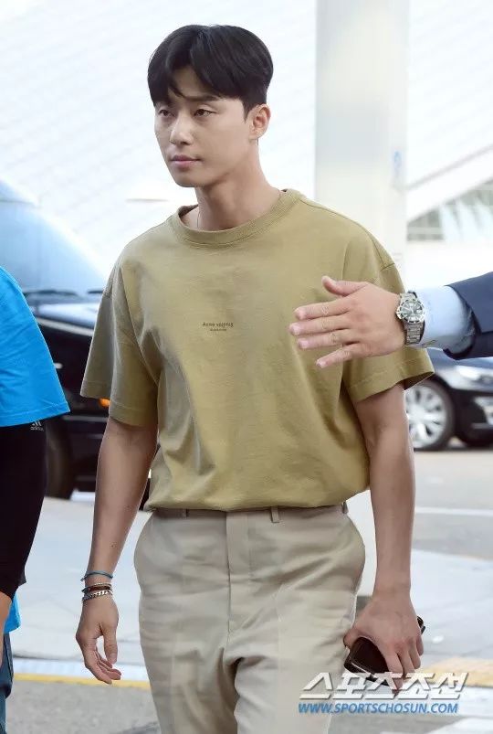 一周偶像jennie,一周偶像女艺人穿搭合集