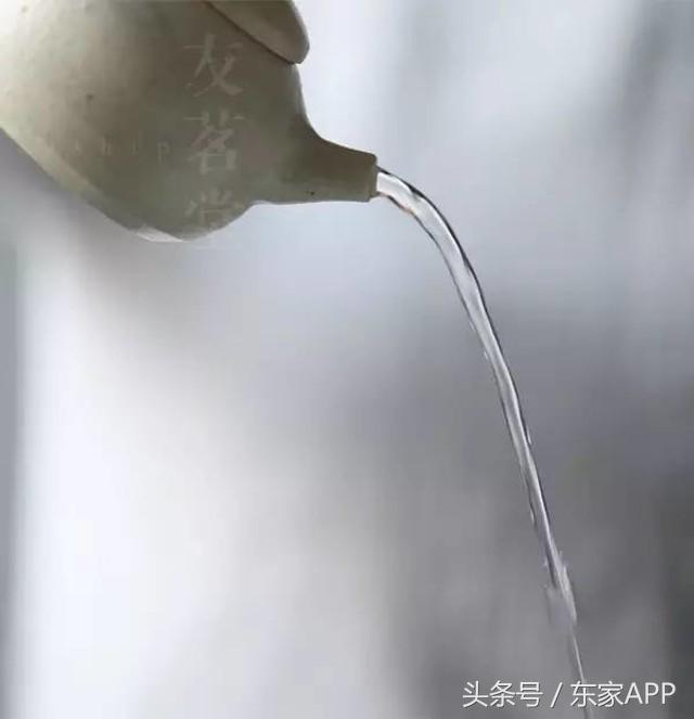 如何改善紫砂壶出水不流畅的问题,紫砂壶出水不畅的原因和解决办法