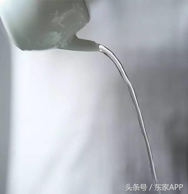 如何改善紫砂壶出水不流畅的问题,紫砂壶出水不畅的原因和解决办法