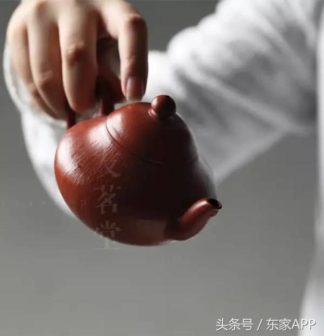 如何改善紫砂壶出水不流畅的问题,紫砂壶出水不畅的原因和解决办法