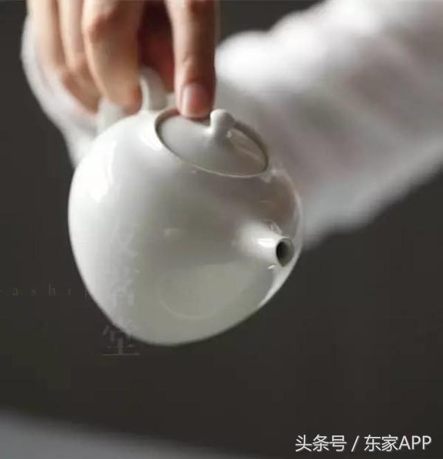 如何改善紫砂壶出水不流畅的问题,紫砂壶出水不畅的原因和解决办法