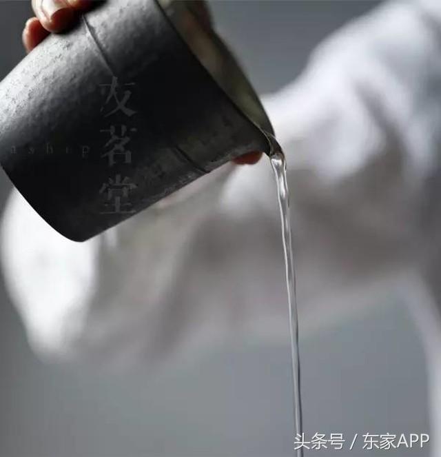 如何改善紫砂壶出水不流畅的问题,紫砂壶出水不畅的原因和解决办法