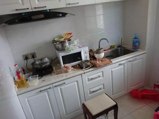 男子把房子出租给90后女子,男子将房子出租两年