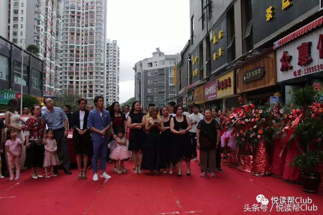 c位出道点亮客厅的美,c位出道抖音活动