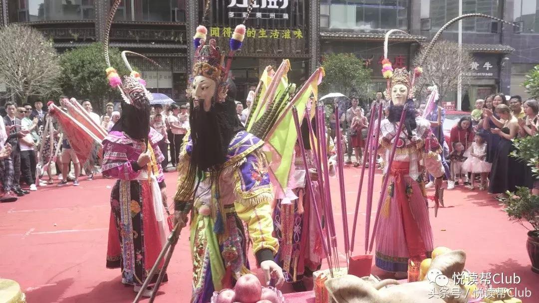 c位出道点亮客厅的美,c位出道抖音活动