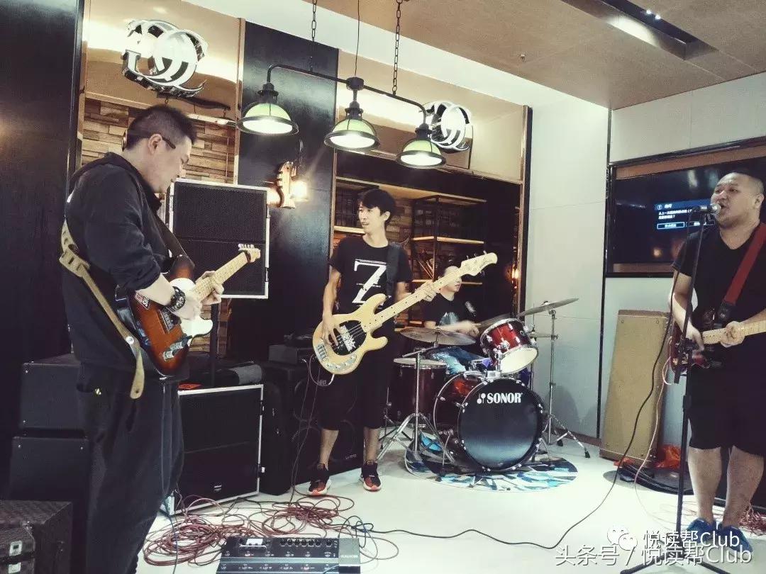 c位出道点亮客厅的美,c位出道抖音活动