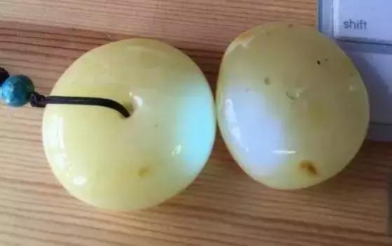 水煮蜜蜡和压制蜜蜡,蜜蜡迷