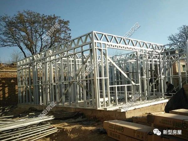 农村建180平的轻钢别墅需多少钱,最新农村新式轻钢别墅