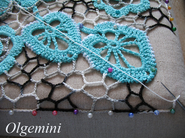 精美大气的一款爱尔兰花样拼接包包