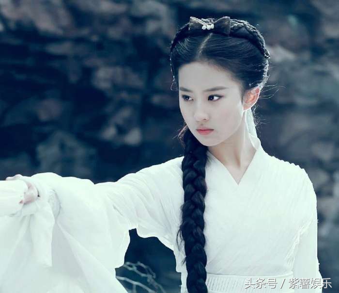 神雕侠侣小龙女陈妍希版小笼包,新版神雕侠侣小龙女为啥这么丑