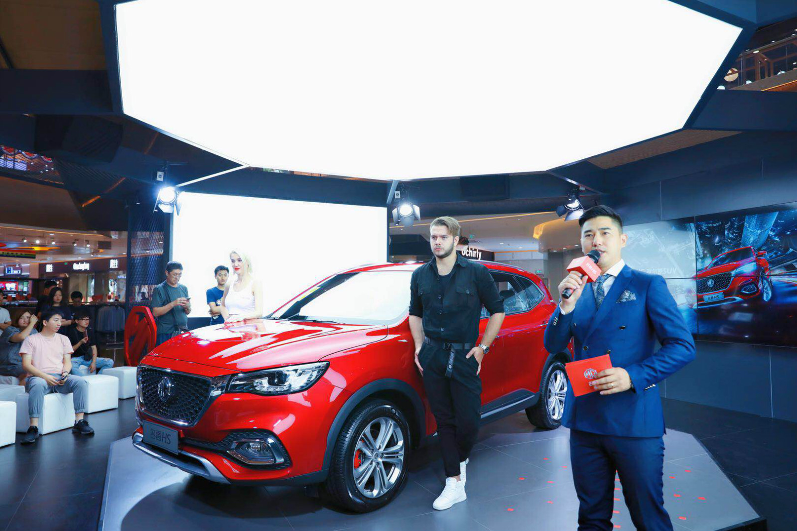 魔都时尚潮人排长队体验的“荷尔蒙工厂”已在全国50城陆续开业