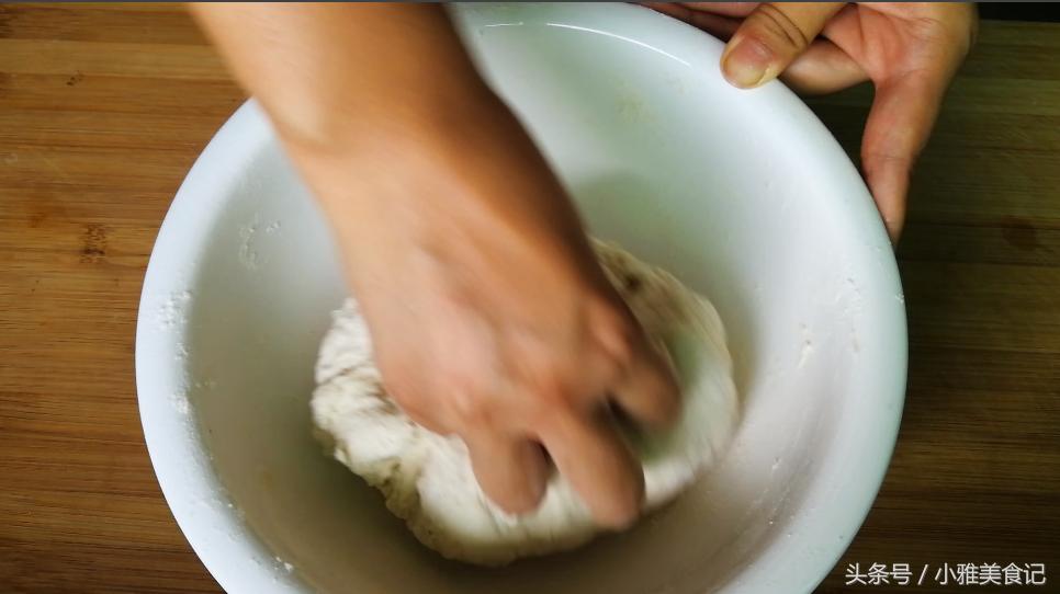 电饼铛烙饼不发硬的小窍门,电饼铛烙饼不硬的窍门