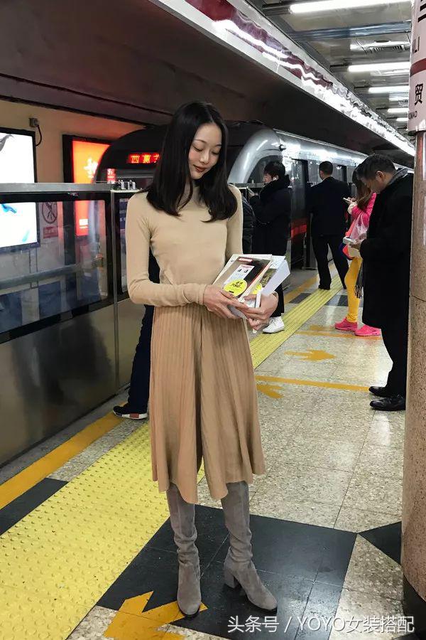 良心“清宫色”美Skr人！被疯狂刷屏的时髦配色你真……