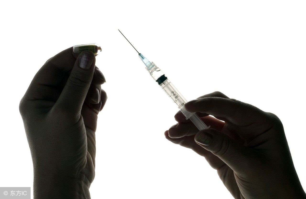 皮肤接触到浓硫酸时的紧急处理方法