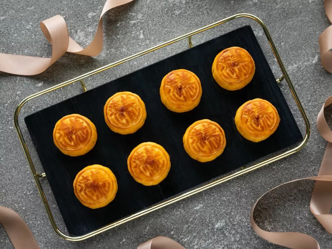 奶黄流心月饼港式礼盒,奶黄流心月饼正在热销中