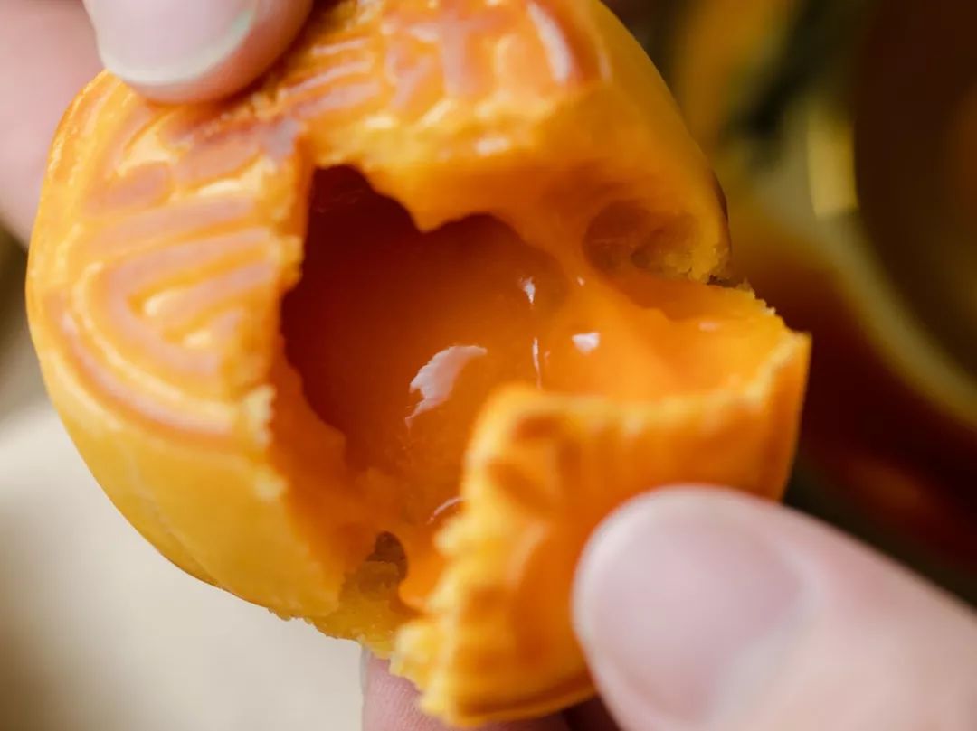 港式奶黄流心月饼礼盒6只装,奶黄流心月饼香港真货