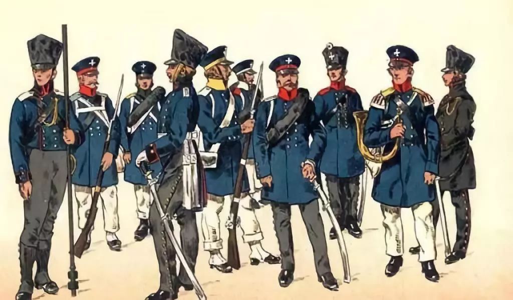 上尉的军装军衔是啥样的,上尉军官的军衔是什么样的